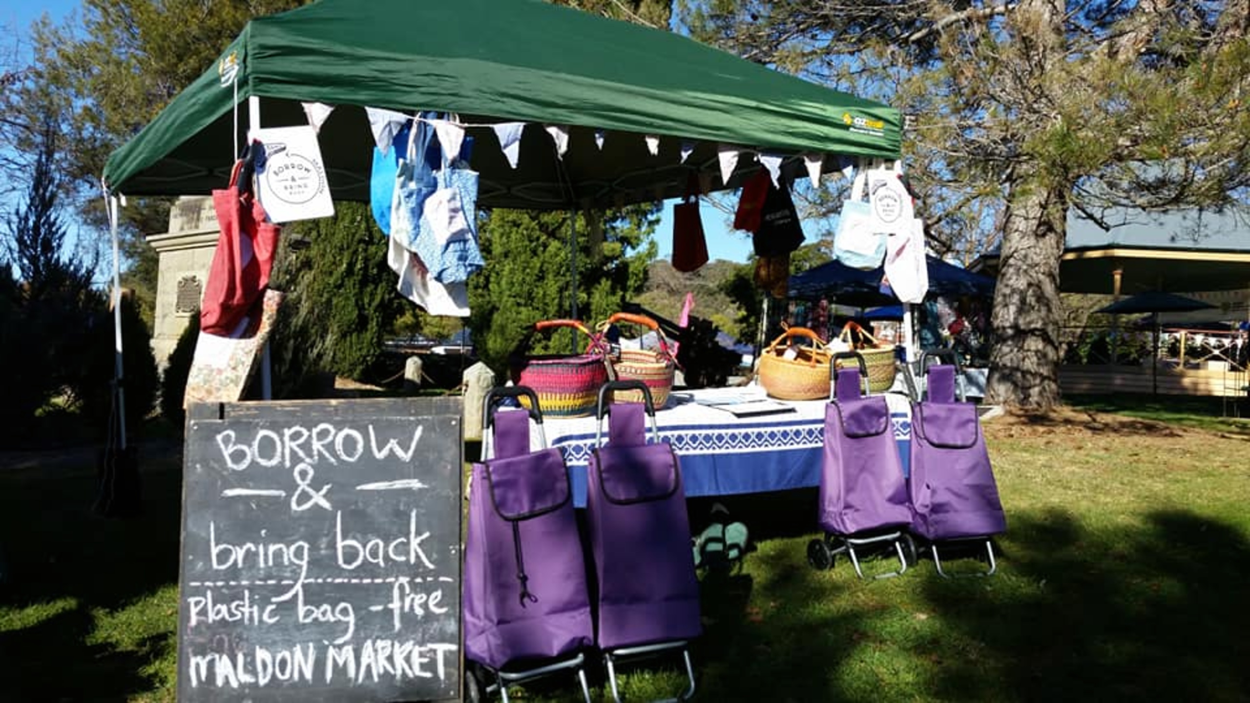 Borrow a shopping bag or trolley to keep Maldon Market plastic bag free